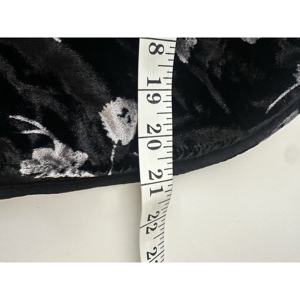 Pilcro By Anthropologie Top Women's XS Black Floral Velvet Long Sleeve Button - Picture 11 of 11